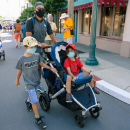 family walking into Disney's Hollywood Studios